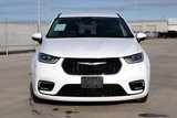 Used 2023 Chrysler Pacifica Touring-L image 5