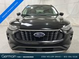 Used 2023 Ford Escape Platinum image 3