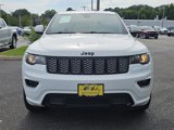 Used 2021 Jeep Grand Cherokee Laredo X image 2