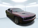 Used 2019 Dodge Challenger SXT image 4