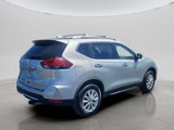Used 2020 Nissan Rogue SV image 3