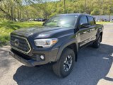 Used 2018 Toyota Tacoma 4x4 Double Cab image 2