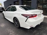 Used 2021 Toyota Camry SE image 3