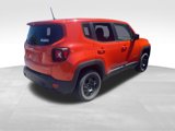 Used 2016 Jeep Renegade Sport w/ Power & Air Group image 3