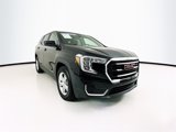 Used 2024 GMC Terrain SLE image 3