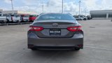 Used 2018 Toyota Camry LE image 5