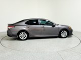 Used 2018 Toyota Camry LE image 6