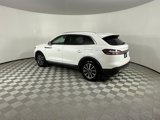 Used 2022 Lincoln Nautilus FWD image 3