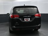 Used 2023 Chrysler Voyager LX image 4