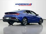 New 2025 Hyundai Elantra SEL image 2