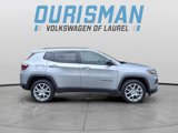 Used 2022 Jeep Compass Latitude image 2