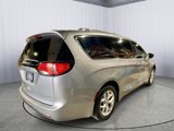 Used 2020 Chrysler Pacifica Limited image 6