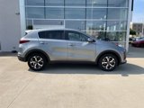 Used 2022 Kia Sportage LX image 4