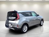 Used 2023 Kia Soul S image 3