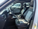 Used 2022 Ford Explorer XLT w/ Equipment Group 202A image 5
