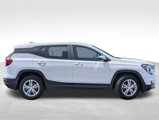 Used 2022 GMC Terrain SLE w/ LPO, Floor Liner Package image 6