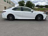 Used 2023 Toyota Camry SE image 4