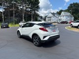 Used 2018 Toyota C-HR XLE image 5