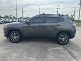 Used 2017 Jeep Compass Latitude w/ Popular Equipment Group image 4