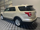 Used 2017 Ford Explorer XLT image 3