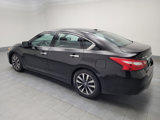 Used 2017 Nissan Altima 2.5 SV image 3