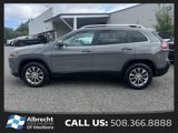 Used 2021 Jeep Cherokee Latitude Lux w/ Sun & Sound Group image 2