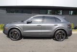 Used 2023 Porsche Cayenne image 2