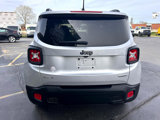 Used 2015 Jeep Renegade Latitude image 4