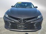 Used 2018 Toyota Camry LE image 2