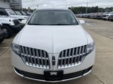 Used 2010 Lincoln MKT 2WD image 2