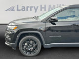 New 2025 Jeep Compass Latitude image 4