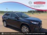 Used 2020 Toyota RAV4 XLE Premium image 5