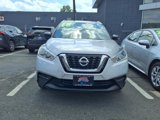 Used 2018 Nissan Kicks S image 2