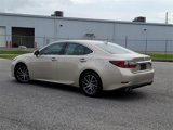Used 2017 Lexus ES 350 image 4