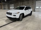Used 2018 Jeep Cherokee Sport image 3