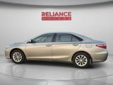Used 2016 Toyota Camry SE image 3