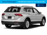 Used 2018 Volkswagen Tiguan SE image 2
