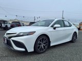 Used 2023 Toyota Camry SE image 3