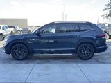 Used 2022 Volkswagen Atlas SEL R-Line image 4