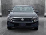 Used 2023 Volkswagen Jetta SE w/ Panoramic Sunroof Package image 2
