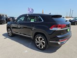 Used 2023 Volkswagen Atlas Cross Sport SEL image 3