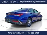 New 2025 Hyundai Elantra SE image 3