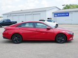 Certified 2022 Hyundai Elantra SEL image 2