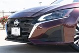 Used 2023 Nissan Altima 2.5 SV w/ SV Premium Package image 3
