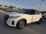 Used 2023 Nissan Kicks SR w/ SR Premium Package image 3