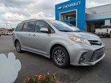 Used 2020 Toyota Sienna XLE image 2