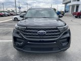 Certified 2022 Ford Explorer XLT image 3
