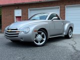 Used 2004 Chevrolet SSR w/ Preferred Equipment Group image 2