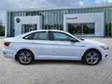 Certified 2019 Volkswagen Jetta R-Line image 4