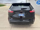 Used 2022 Ford Edge SE w/ Black Appearance Package image 5